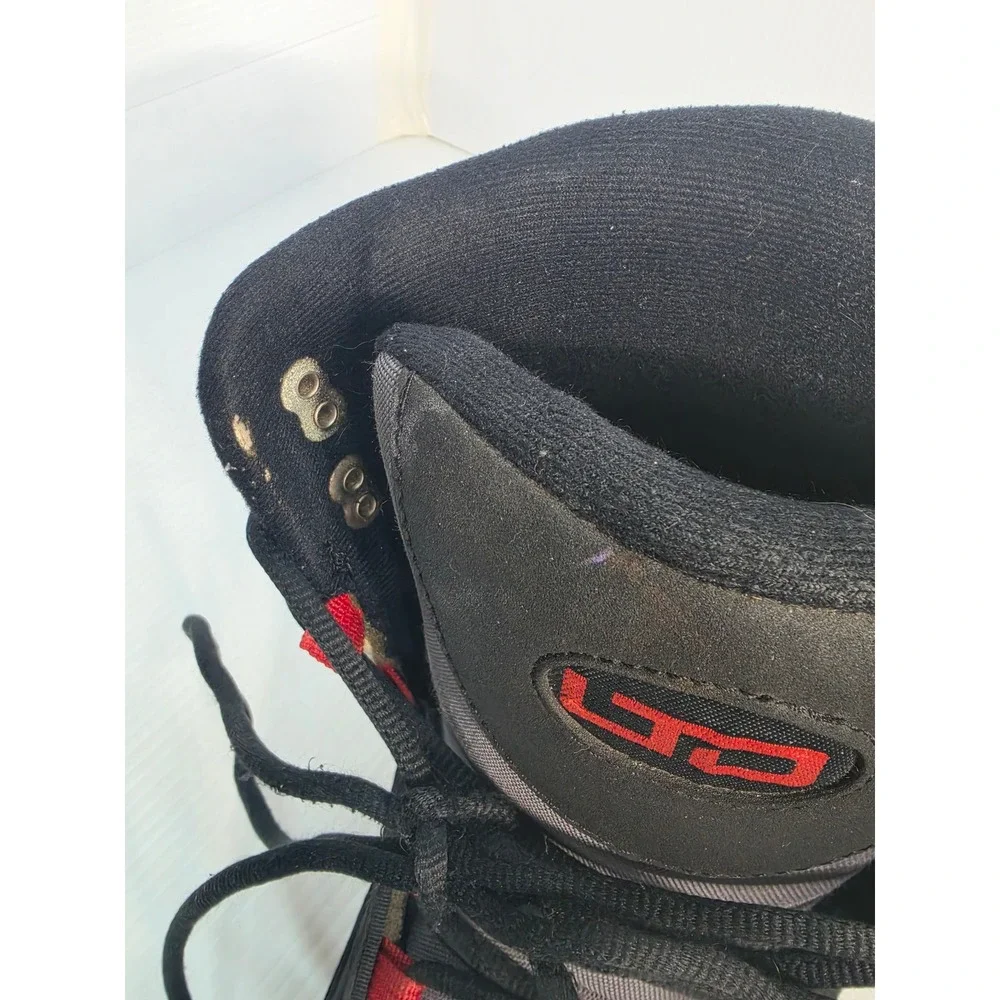 LTD LT1 Linerless Junior Snowboard Boots Black Grey Red Kids Size 5 US 37 EUR